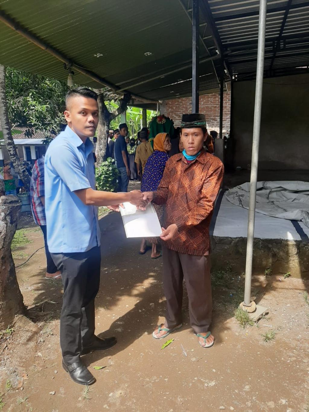 PENYERAHAN AKTE KEMATIAN DUSUN SOKA